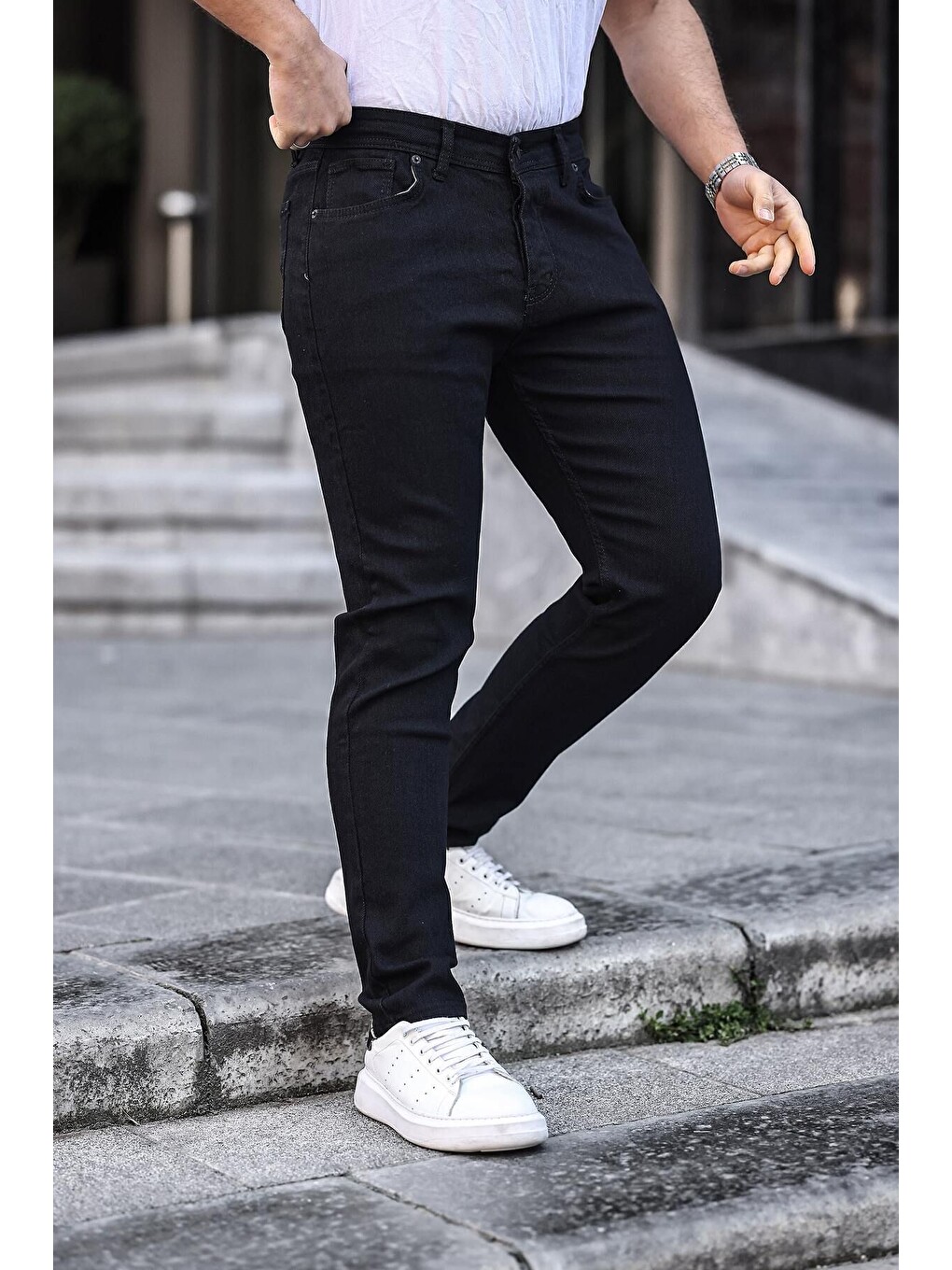 Siyah Slim Fit Elastanlı Erkek Jean Pantolon