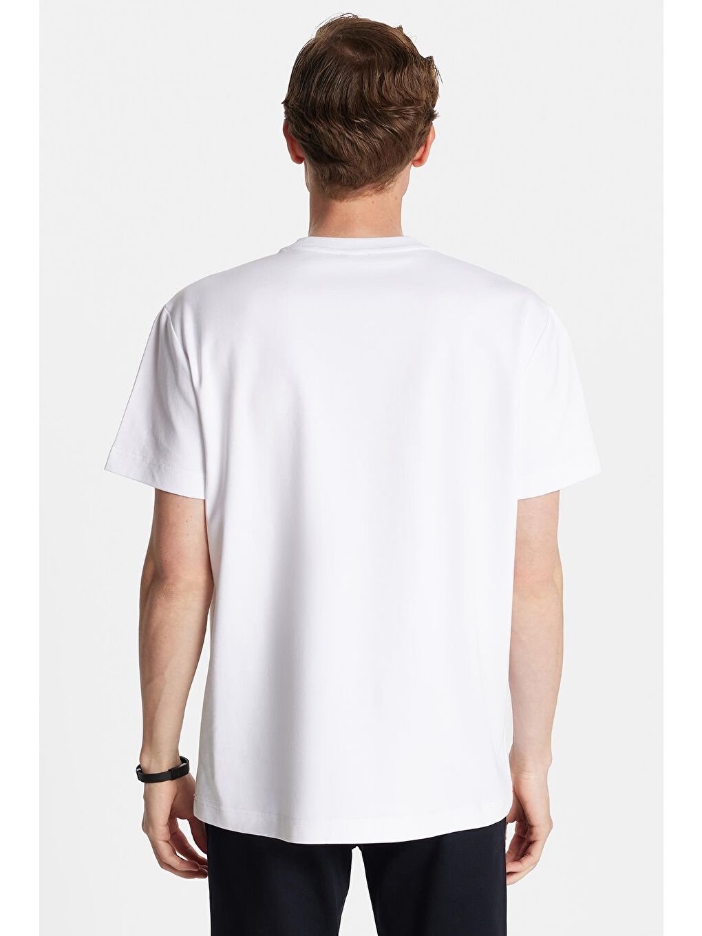 Relax Fit Rahat Kesim Pamuklu Ön Baskı Ve Nakış Detaylı Bisiklet Yaka Beyaz Erkek Tişört-4