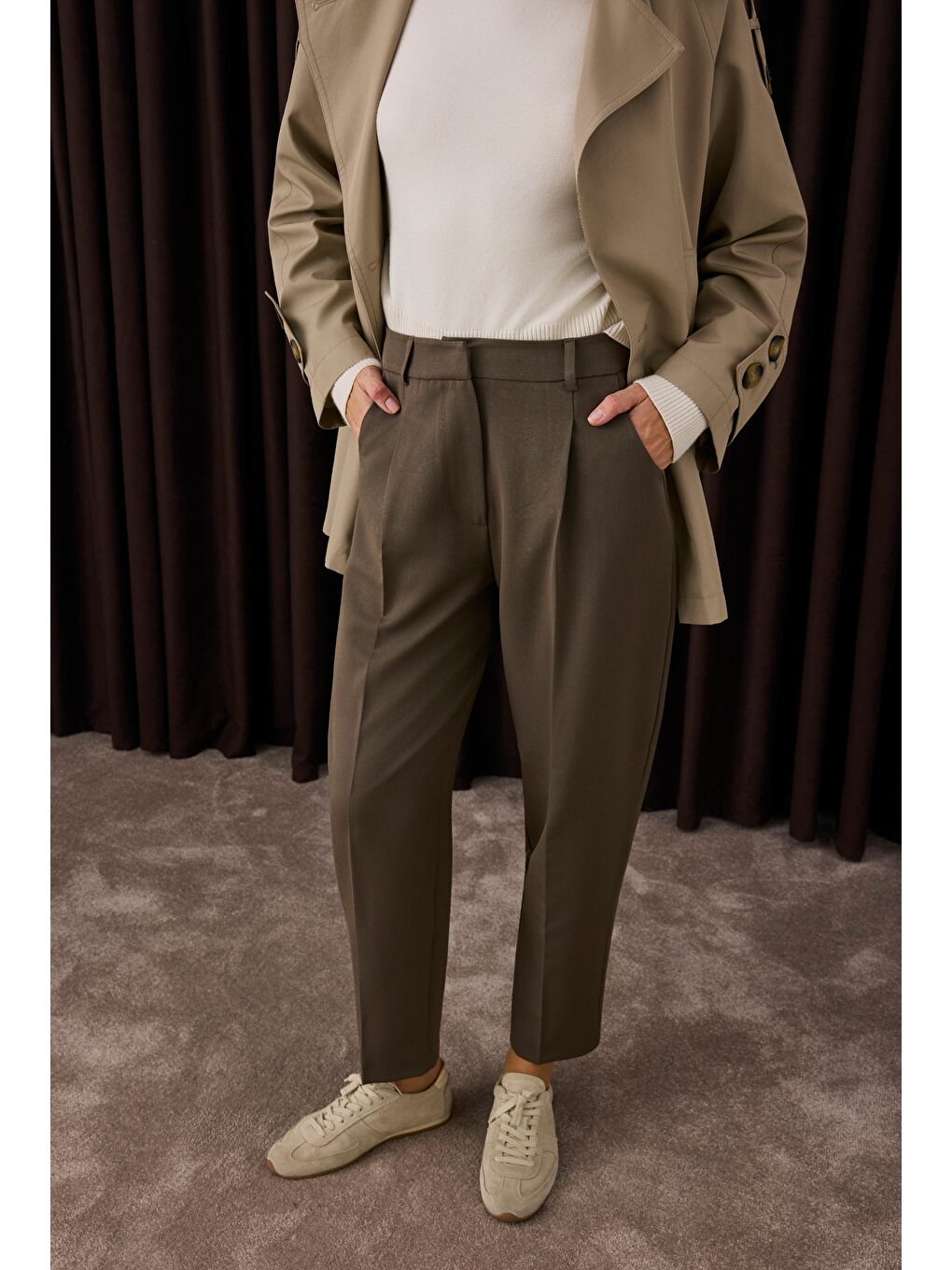 Antrasit Havuç Kesim Pantolon Trüf-2