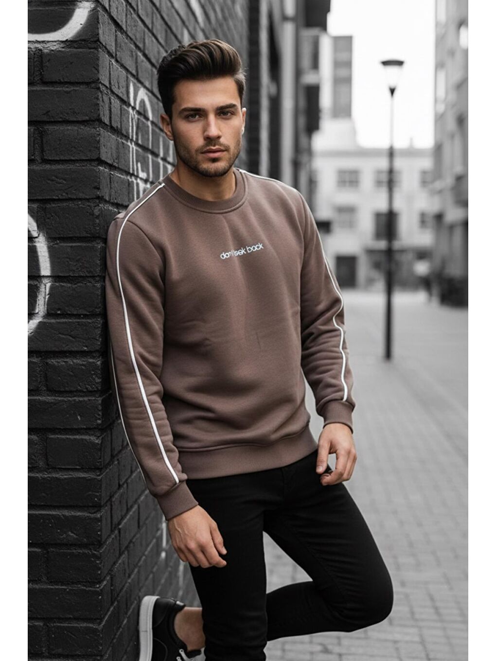 Kahverengi Dont Look Slim Fit Üç İplik Şardonlu Bisiklet Yaka Erkek Sweatshirt-1