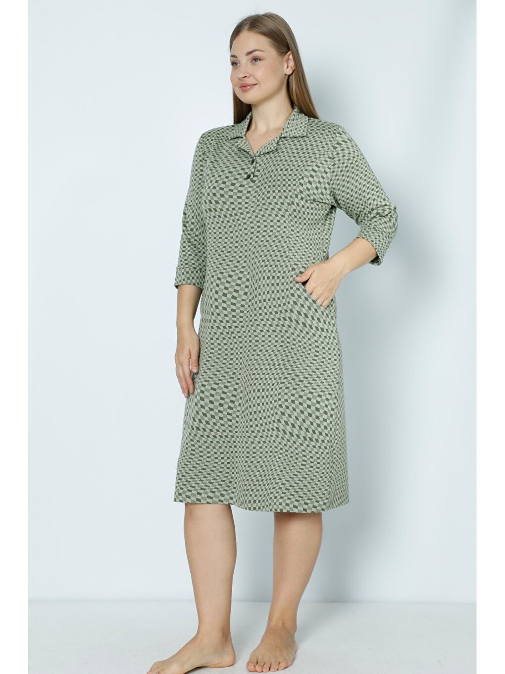 Yeşil Desenli Büyük Beden Jakarlı Büyük Beden Elbise-3