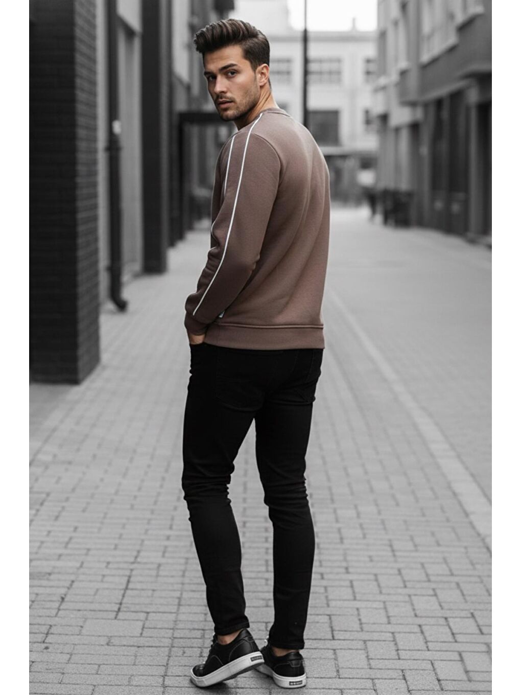 Kahverengi Dont Look Slim Fit Üç İplik Şardonlu Bisiklet Yaka Erkek Sweatshirt-3