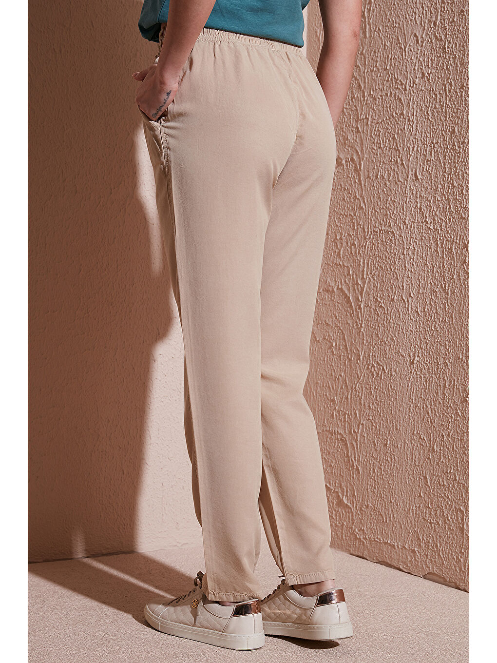 Bej Comfort Fit Yüksek Bel Düz Paça Pantolon 25Y0477K1-3