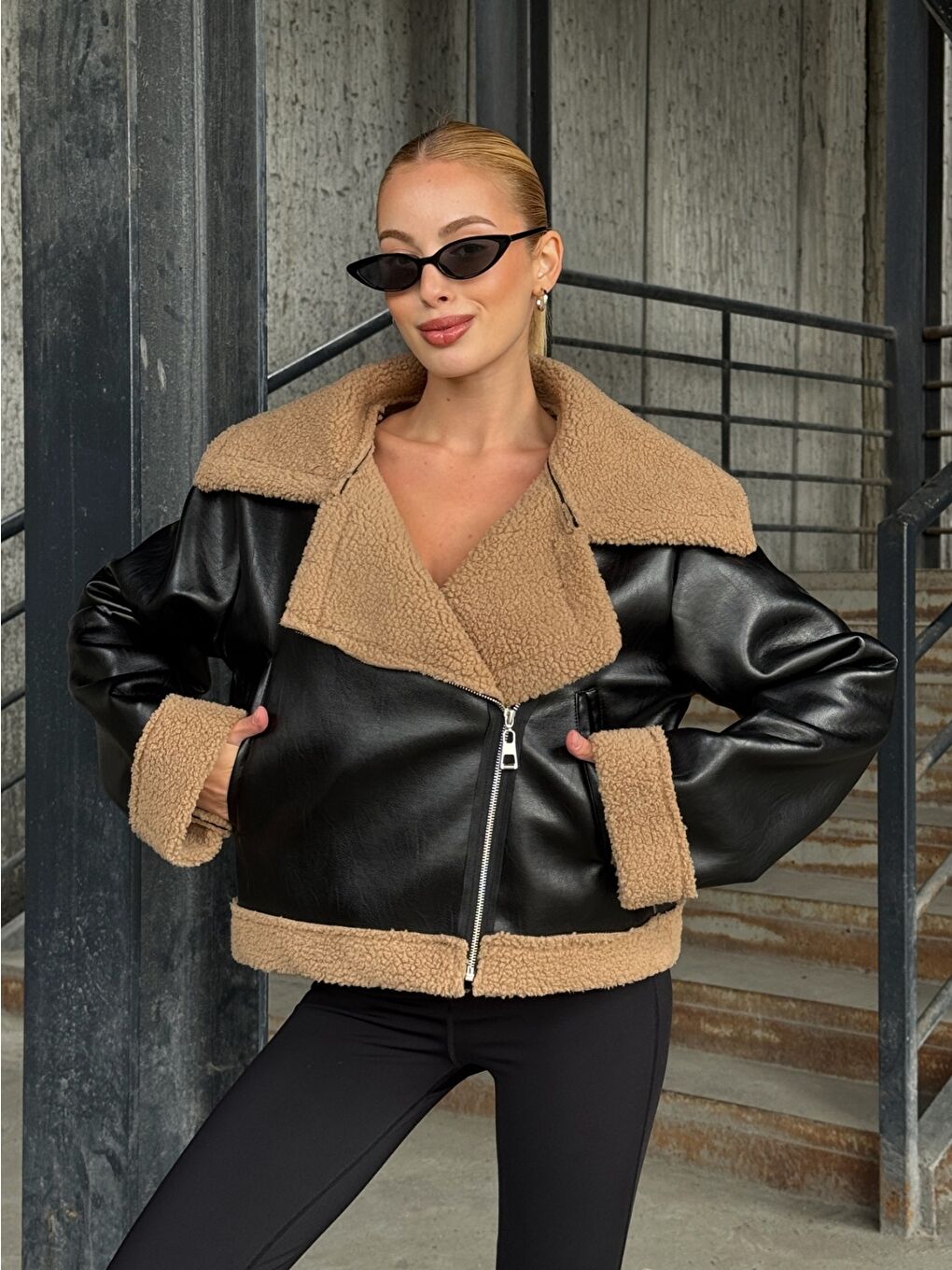 Fermuar Detaylı İçi Kürklü Suni Deri Ceket Siyah Kahve-1