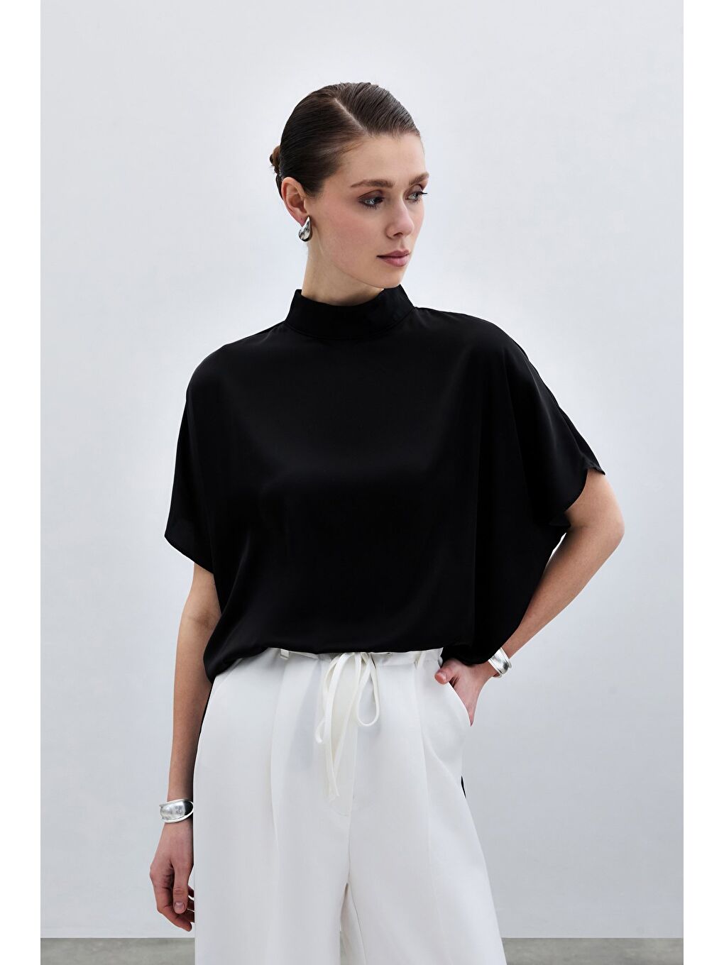 Yarasa Kol Salaş Bluz - Düz Siyah