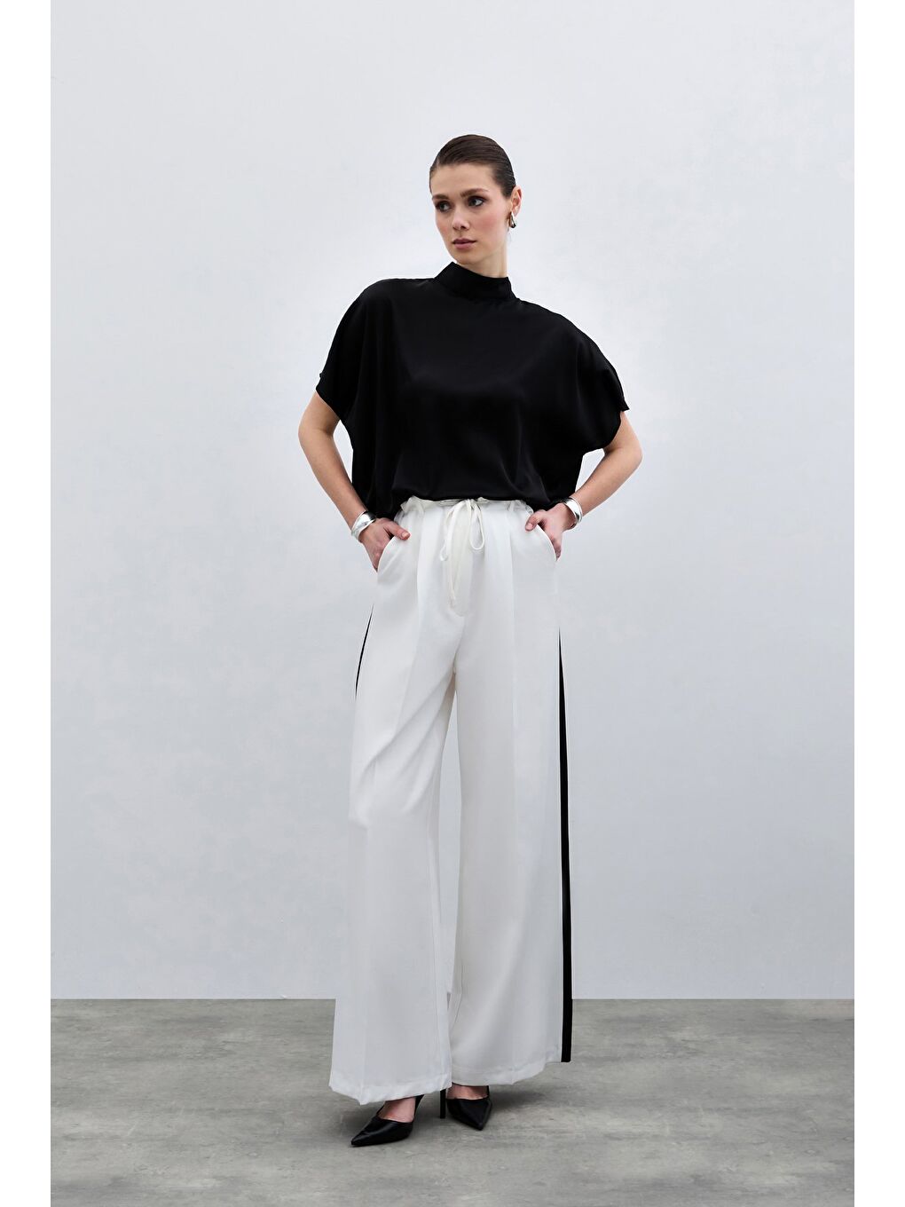 Yarasa Kol Salaş Bluz - Düz Siyah-1