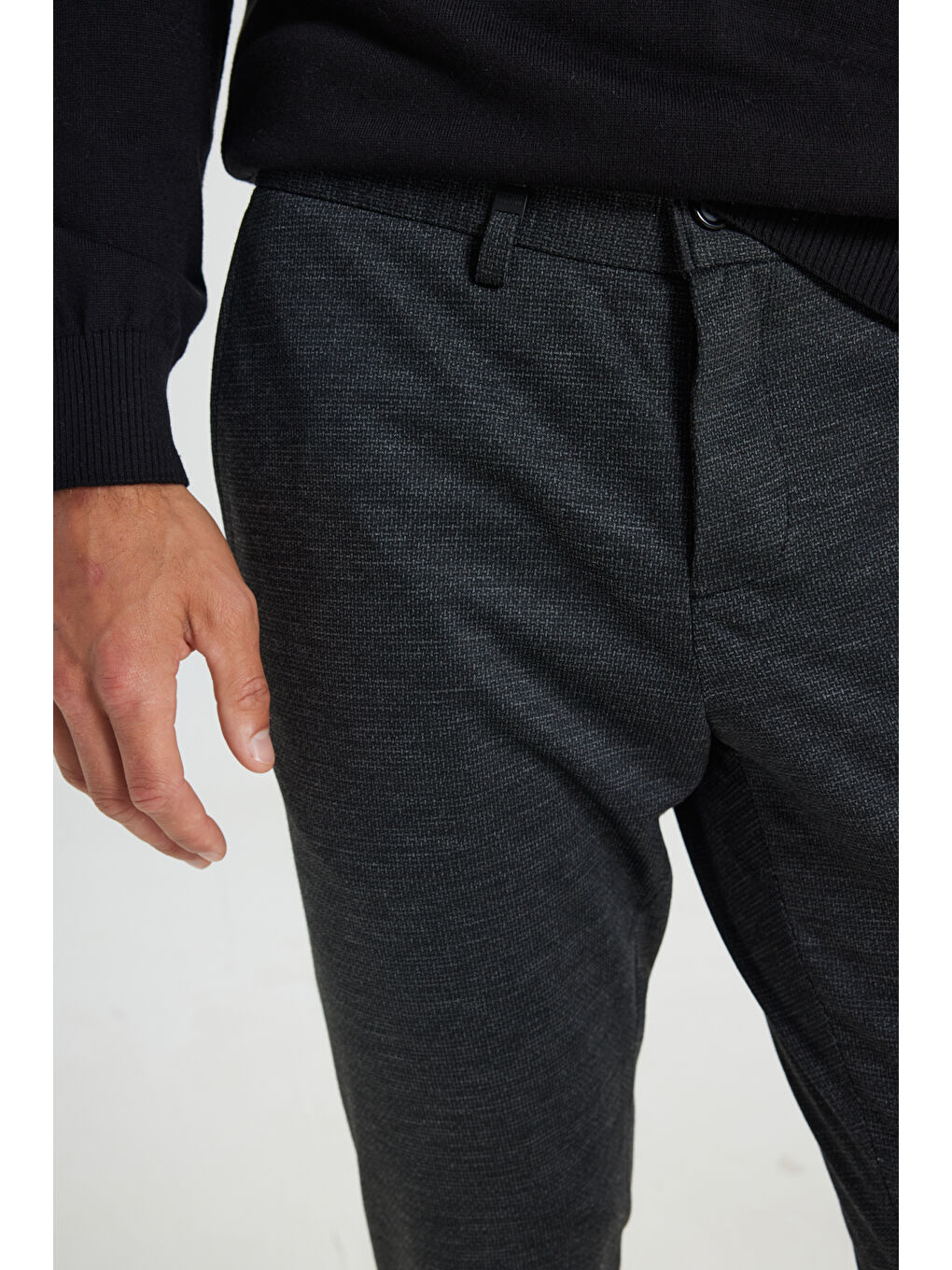 Erkek Siyah Yünlü Slim Fit Dar Kesim Desenli Yan Cep Pantolon-4