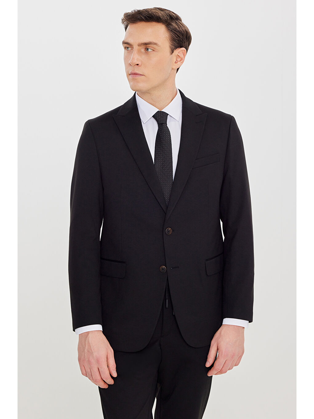 Erkek Siyah Slim Fit Kırlangıç Yaka Beli Bağlamalı Yan Cepli Takım Elbise-2