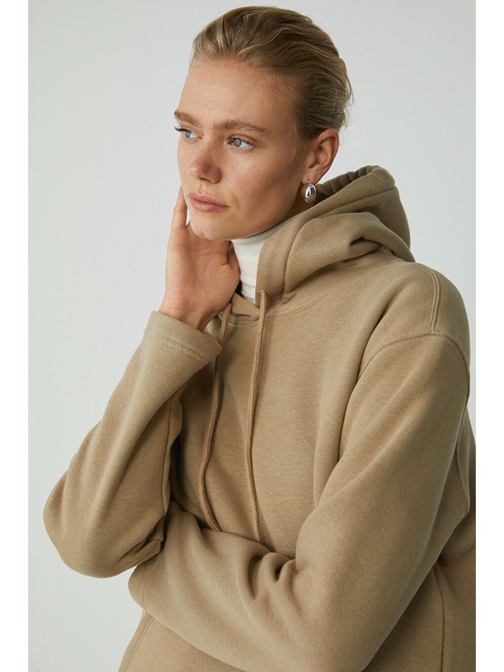 Pıper Kadın Içi Polarlı Yumuşacık Comfort Fit Kapüşonlu Kanguru Cepli Bej Sweatshirt-4