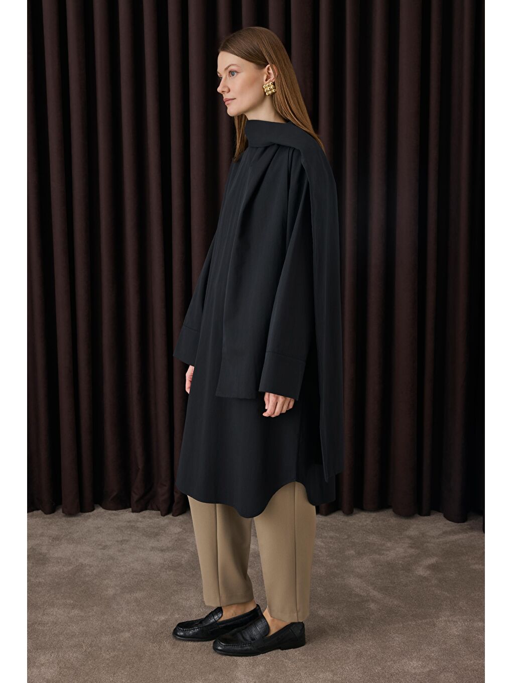 Fular Yaka Gömlek Siyah-4