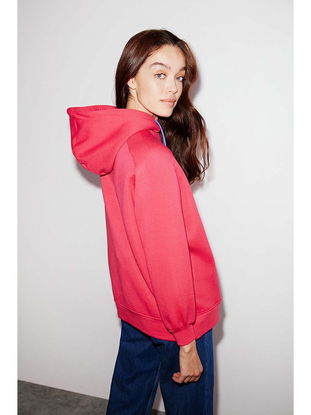 Polınıa Kadın İçi Polarlı Göğsü Baskılı Regular Fit Kontrast Kordonlu Kapüşonlu Pembe Sweatshirt-4