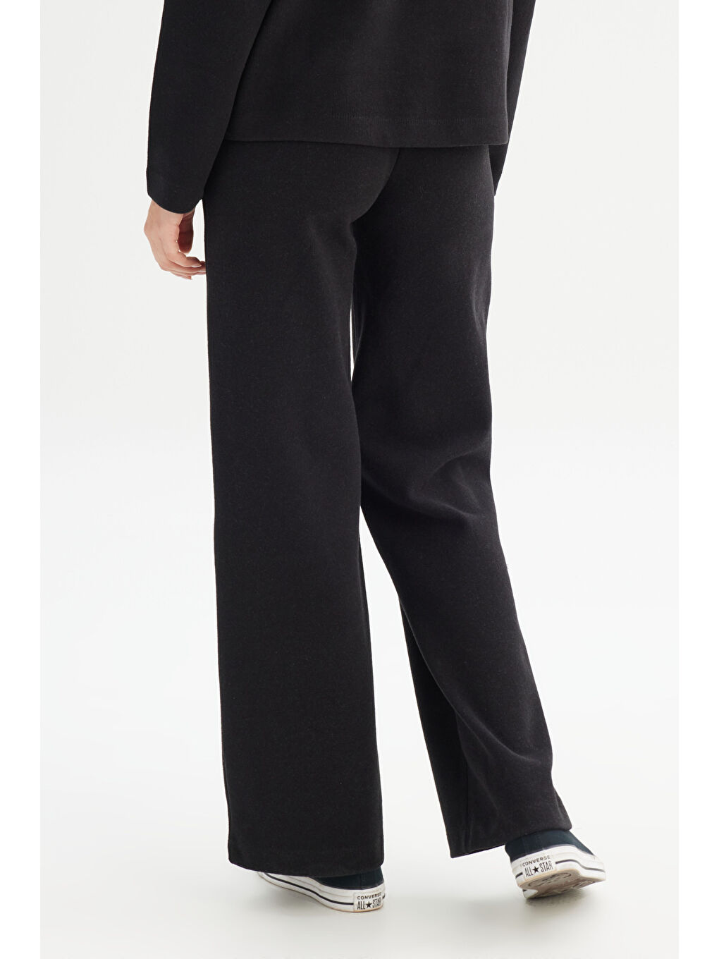 Straight Fit Düz Kesim Normal Bel Siyah Sweatpant Eşofman Altı-4