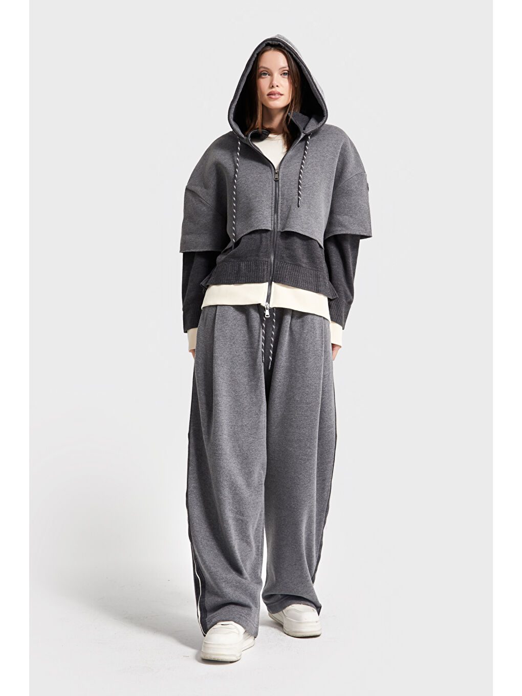 Kadın Gri Renk w5-45 Örme Kumaş Polar ve Eşofman Alt Üst 2'li Tasarım Takım-1