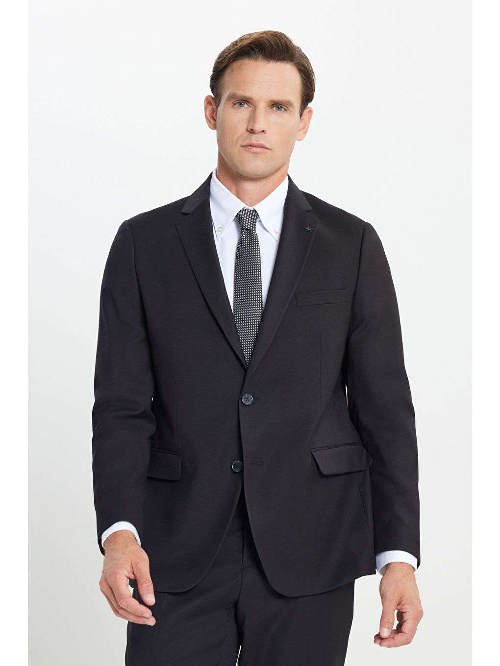 Erkek Siyah Regular Fit Rahat Kesim Mono Yaka Armürlü Takım Elbise-3