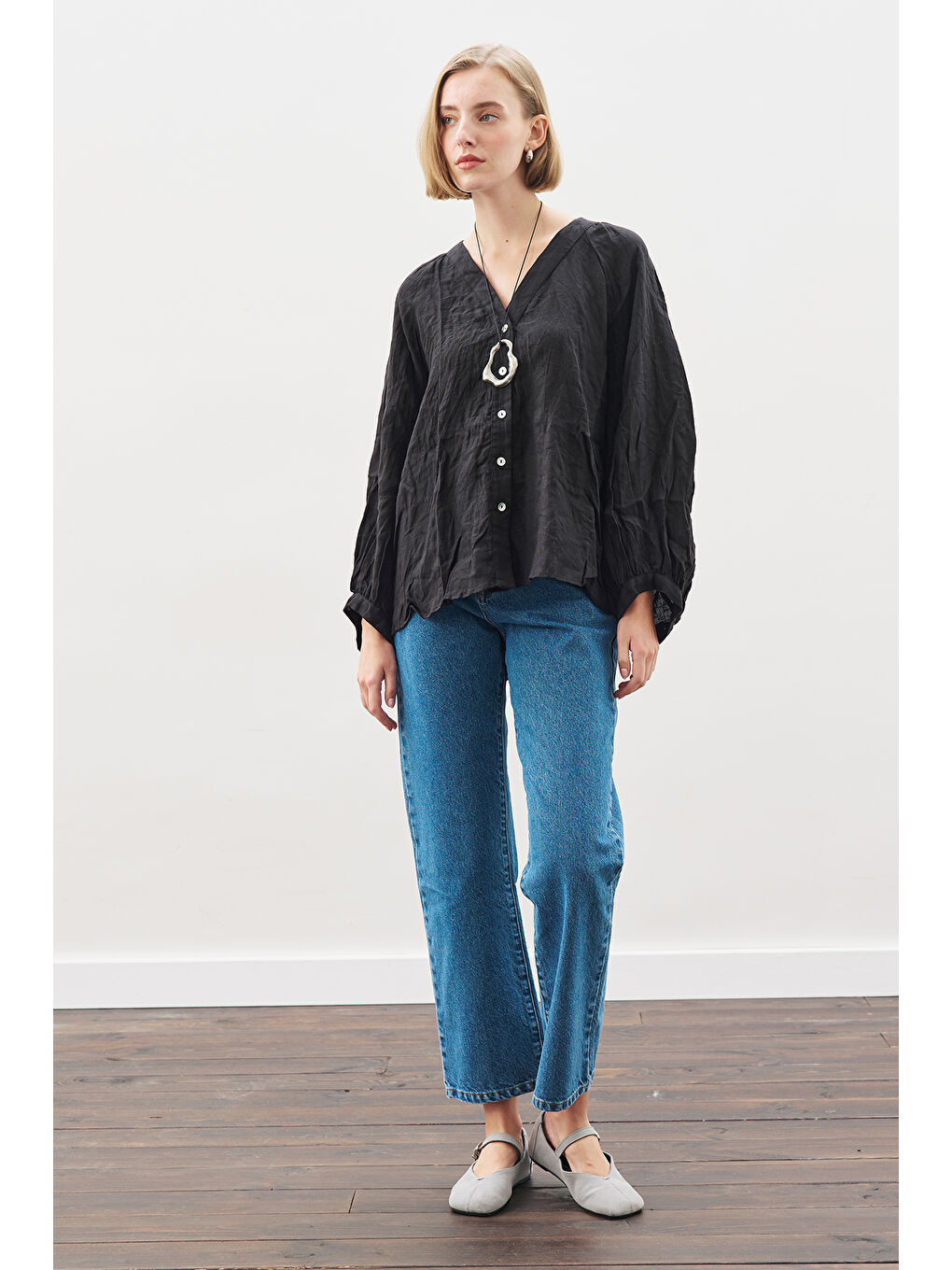 Keten Crush Düğmeli Bluz Siyah-1