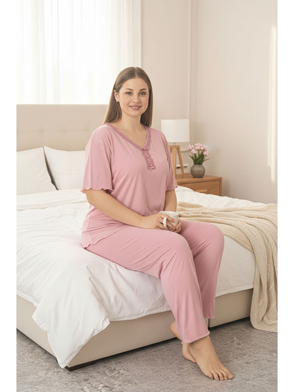 Pembe Yumuşak Dokulu Bambu Kumaş Kısa Kollu Büyük Beden Kadın Pijama Takımı 335