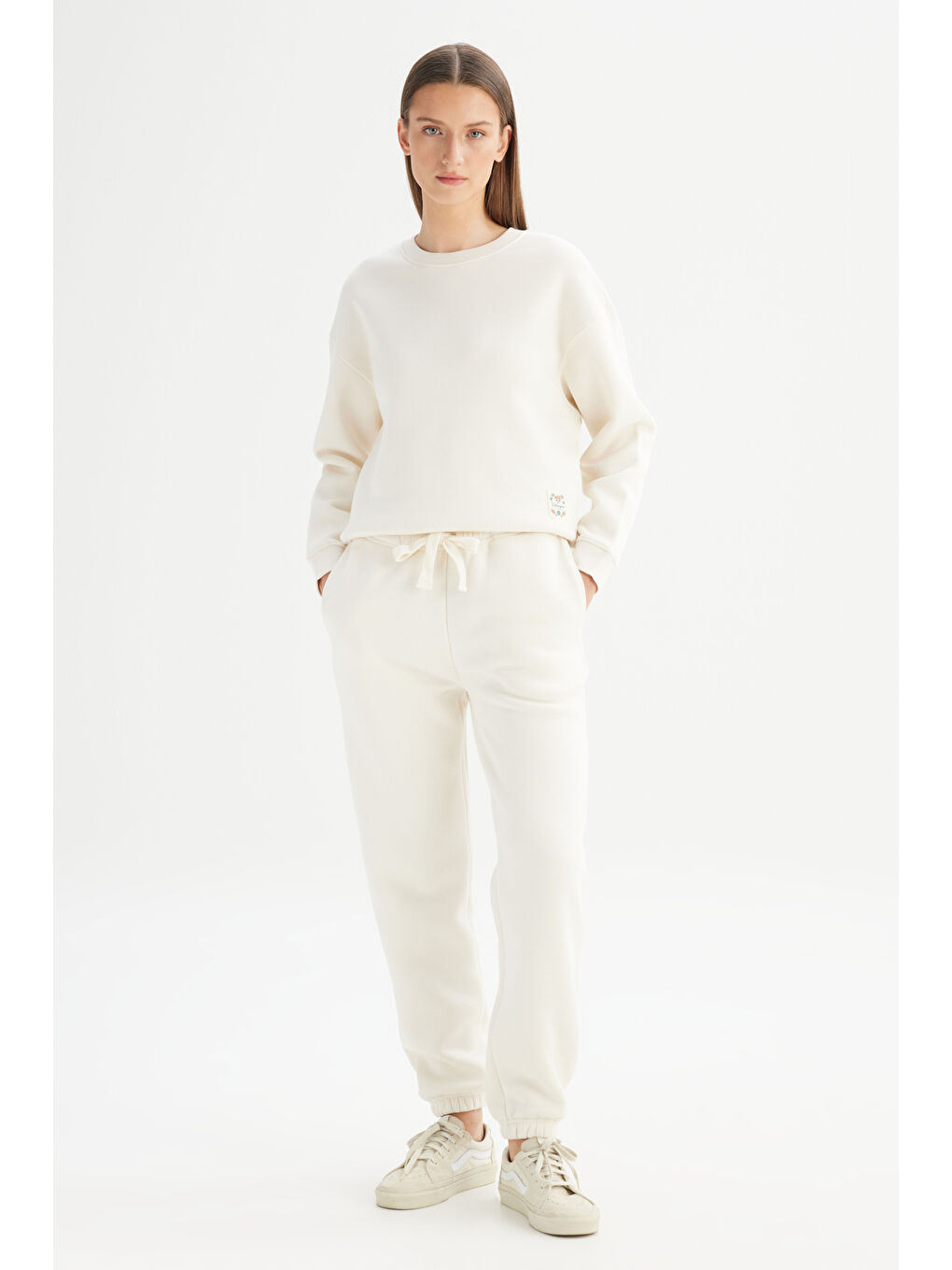 Ekru Pamuklu Regular Fit Normal Kesim Cepli Jogger Sweatpant