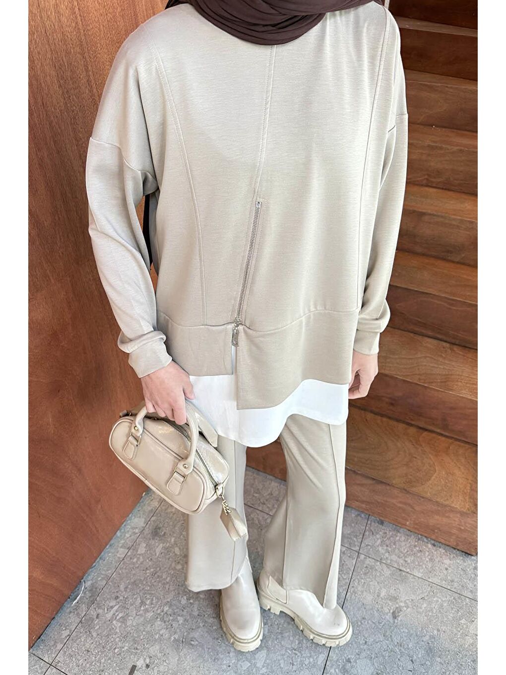 Fermuarlı Garnili Takım Bej-2