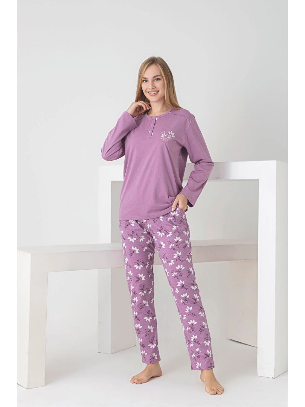 Mor Desenli Kadın Pijama Takımı 3101-1