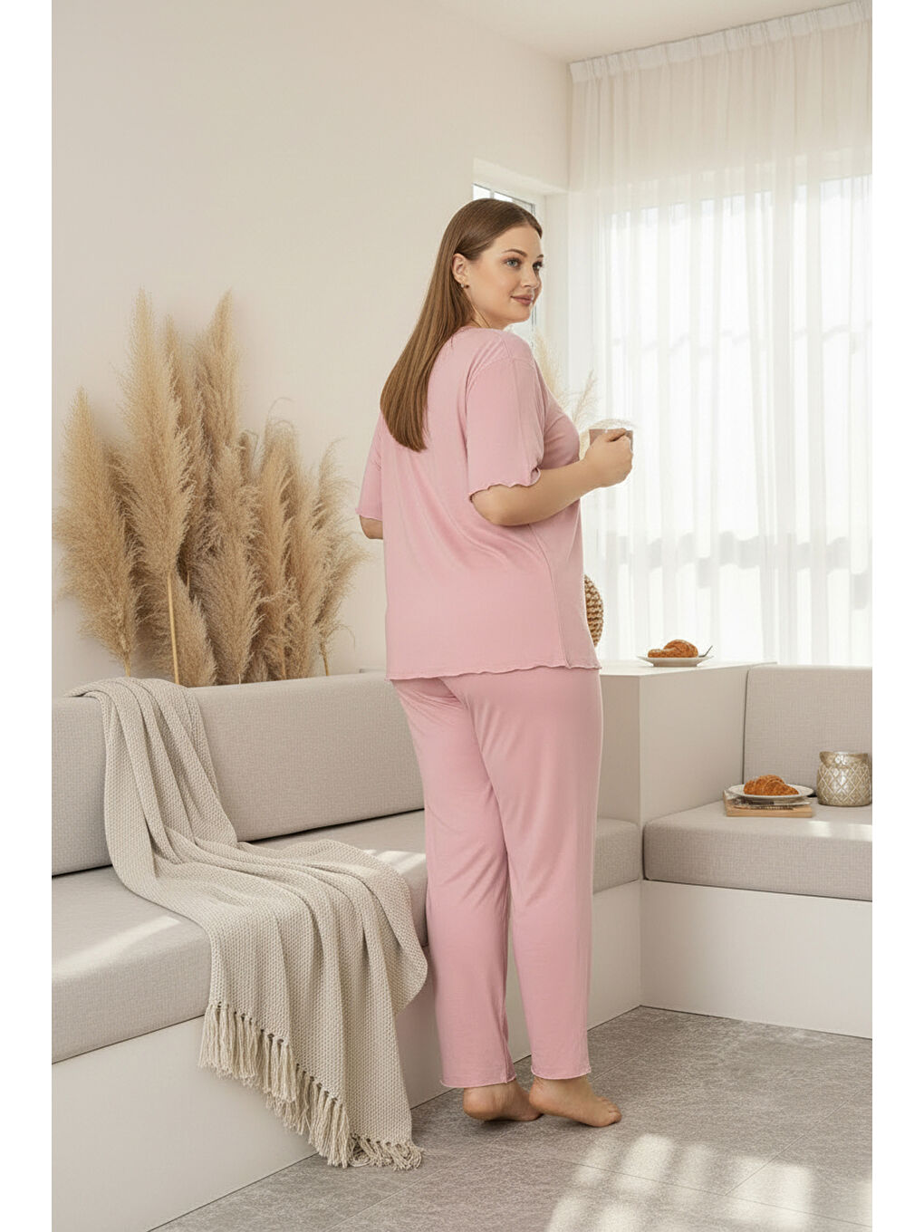 Pembe Yumuşak Dokulu Bambu Kumaş Kısa Kollu Büyük Beden Kadın Pijama Takımı 335-4