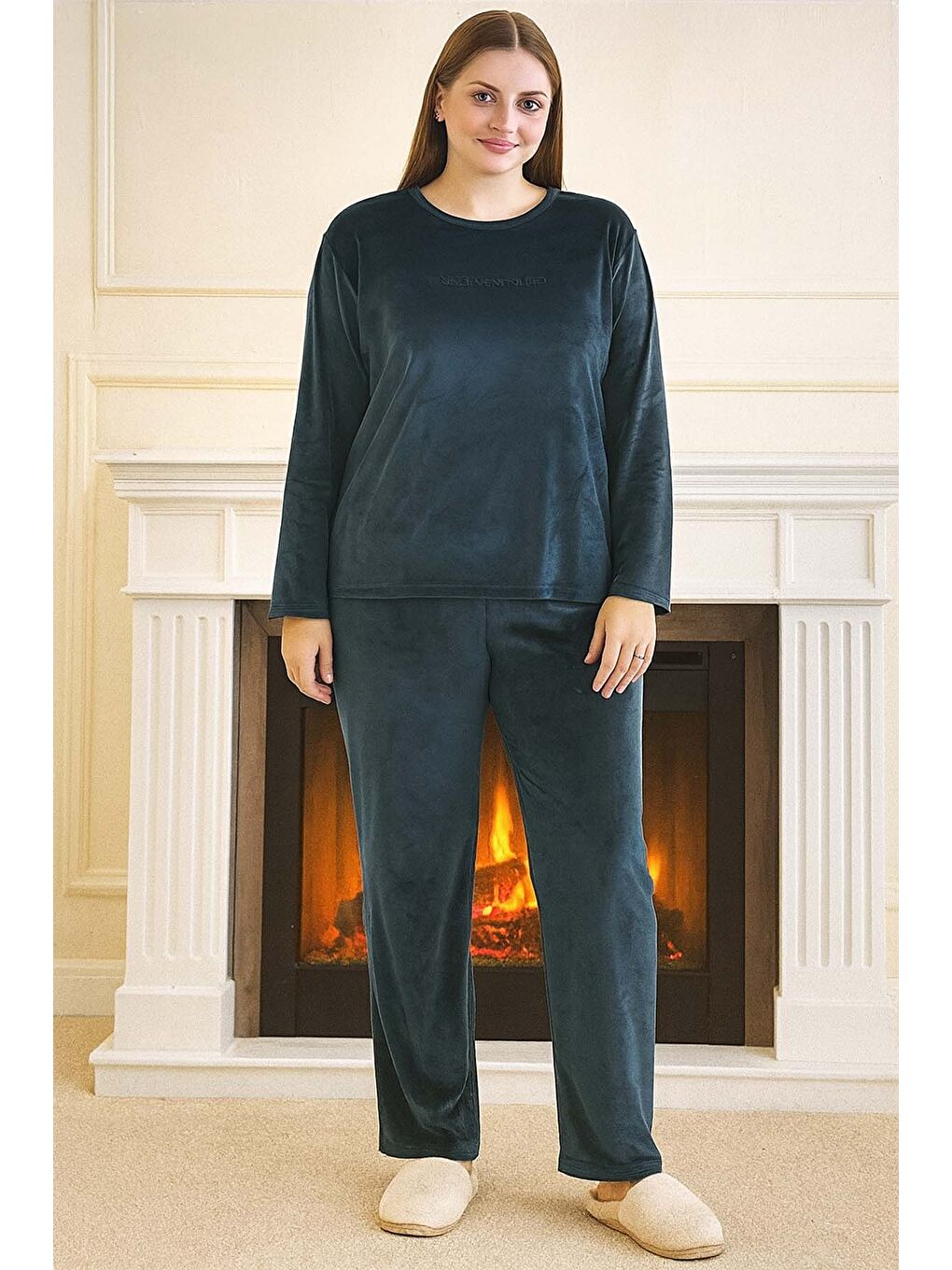 Büyük Beden Kadın Kadife Kumaş Pijama Takımı 13213 Petrol-1