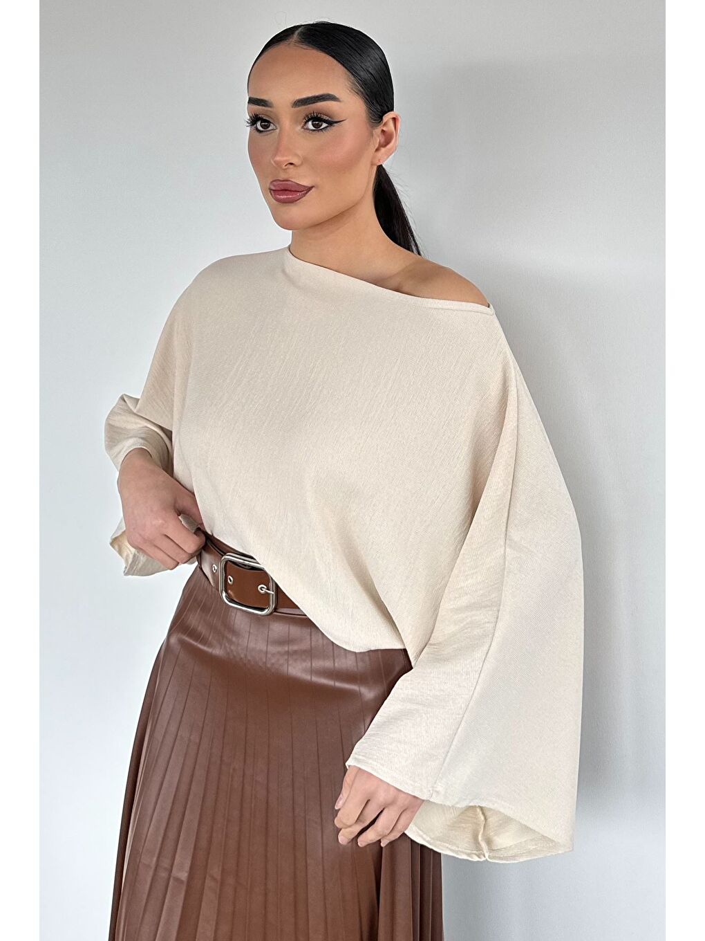 Bej Kadın Yarasa Kol Salaş Bluz-1