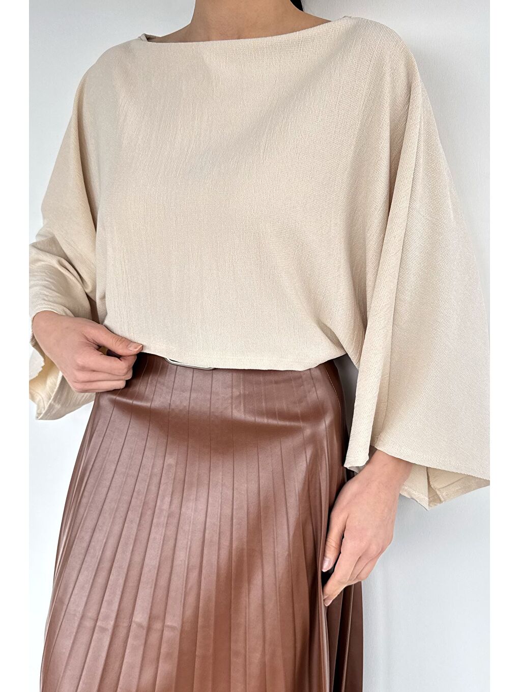 Bej Kadın Yarasa Kol Salaş Bluz-2