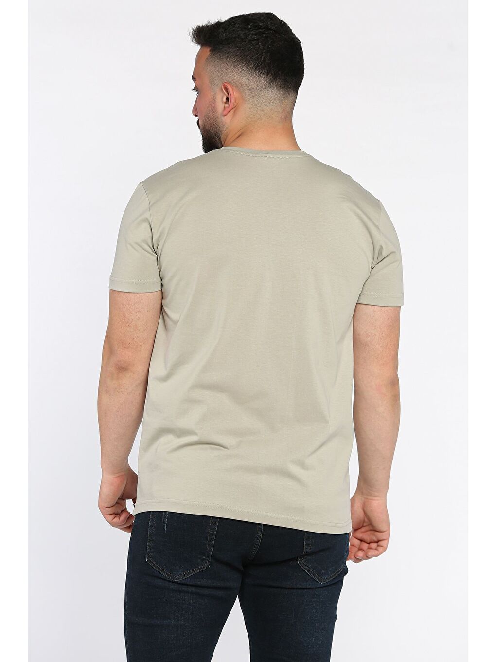 Gri Bisiklet Yaka Nakışlı Erkek Tişört-2