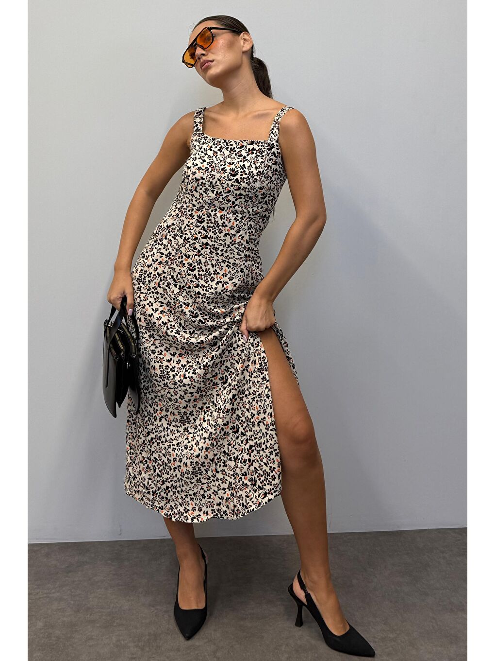 Bej Desenli Yırtmaçlı Uzun Elbise Mg1868-2