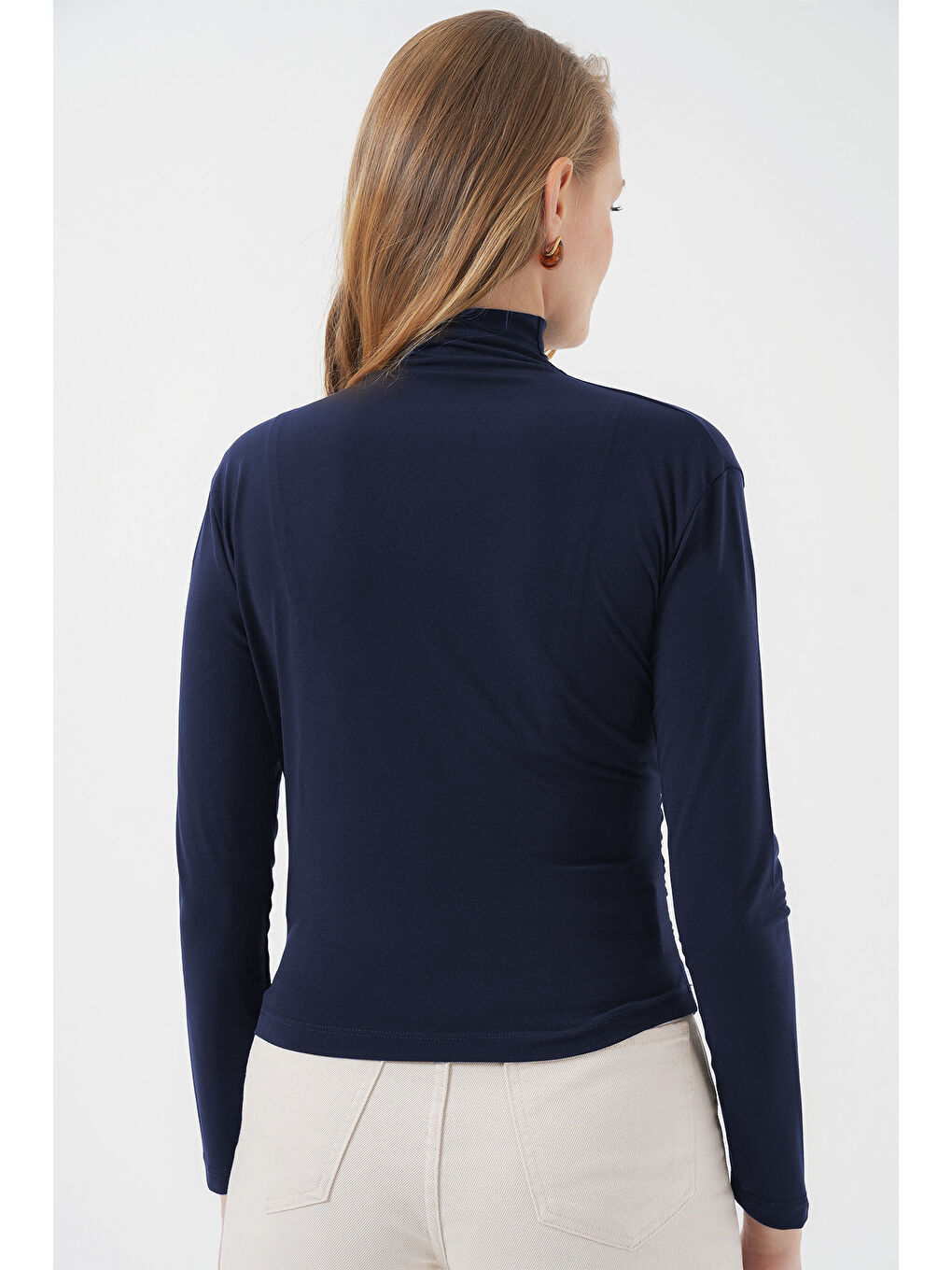 925 Büzgü Detaylı Sandy Bluz - Lacivert-2