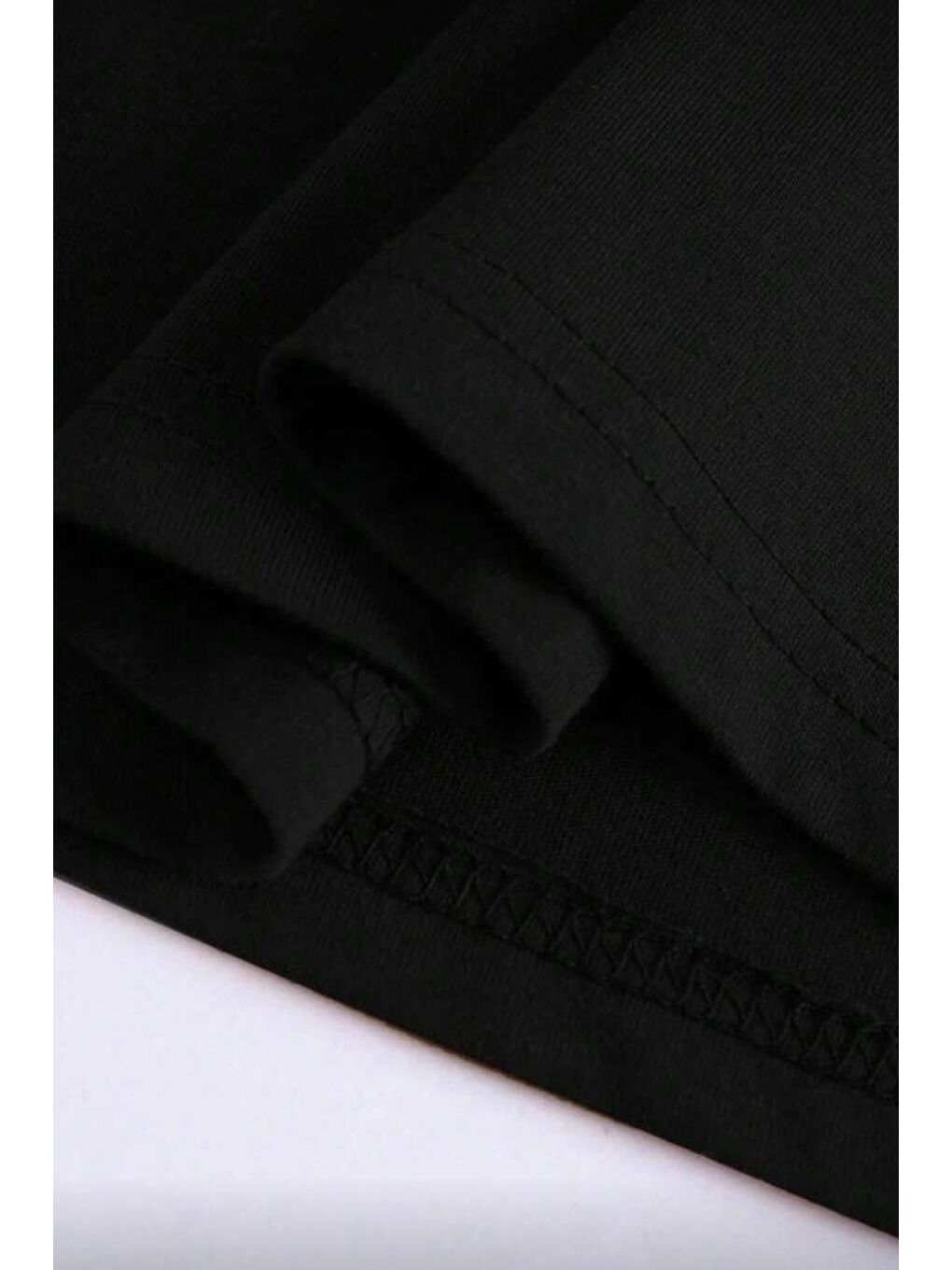 Siyah Gold Cherry Kadın Oversize Ön Baskılı Bisiklet Yaka Pamuklu T-Shirt Rahat Kesim-1