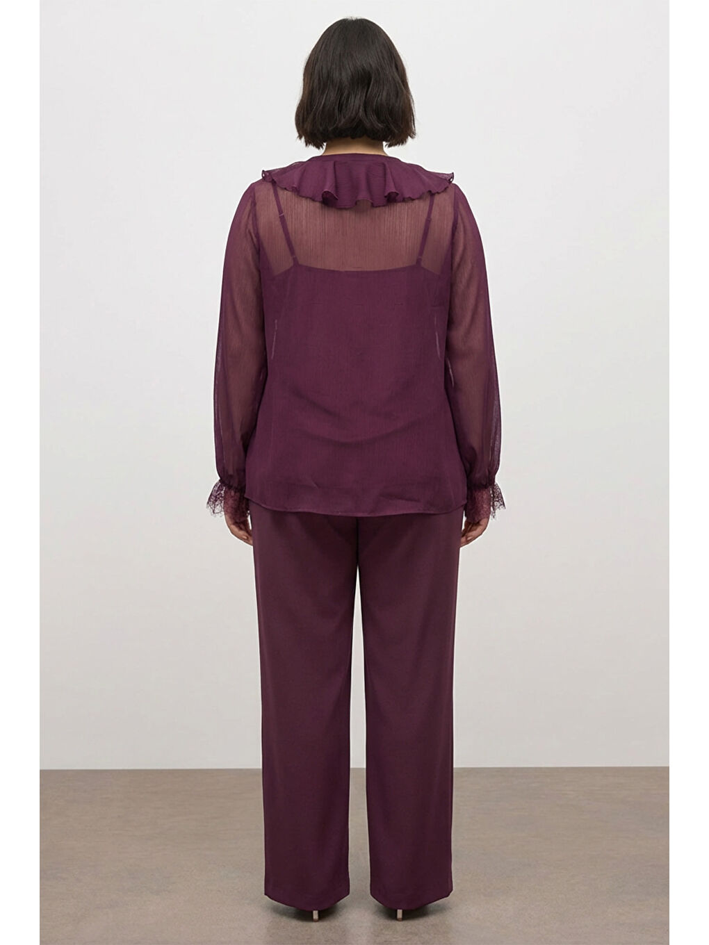 Bordo Kol Ucu Dantelli Volanlı Bluz-2