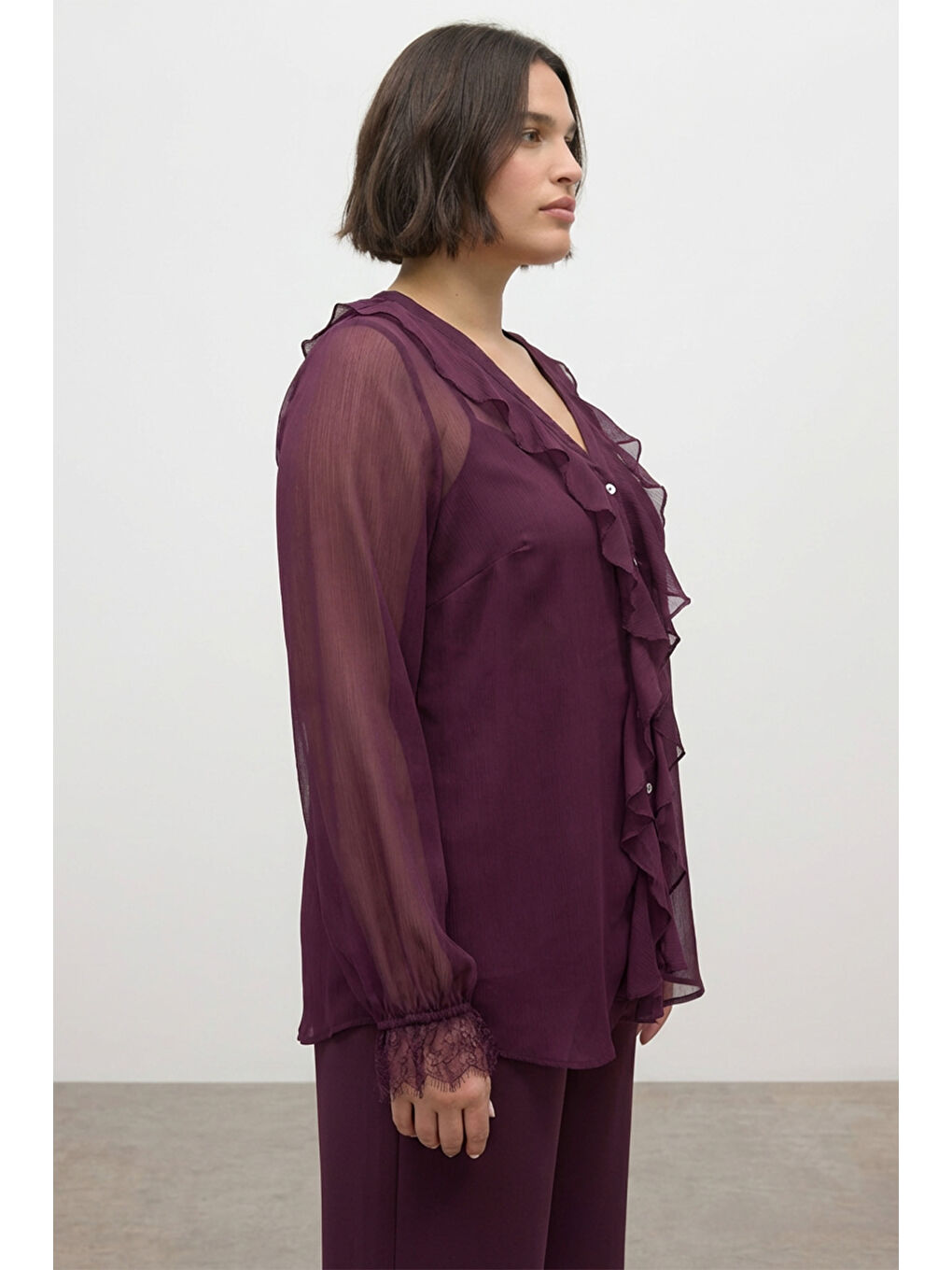 Bordo Kol Ucu Dantelli Volanlı Bluz-3
