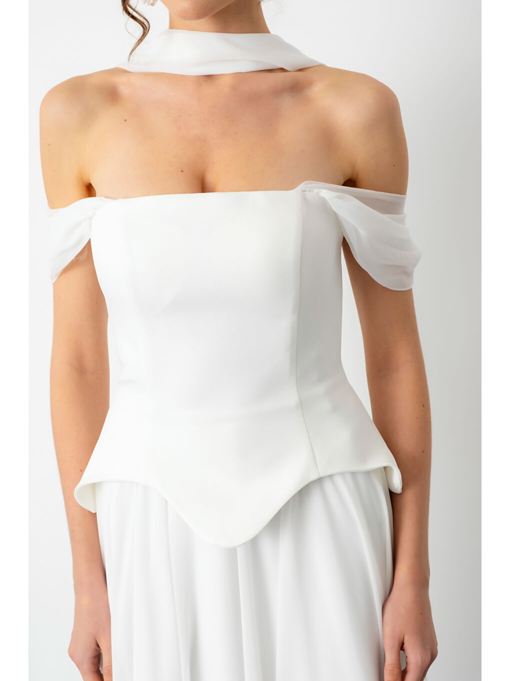 Kadın Beyaz Şal Yaka Straplez Söz Nişan Abiye Elbise-3