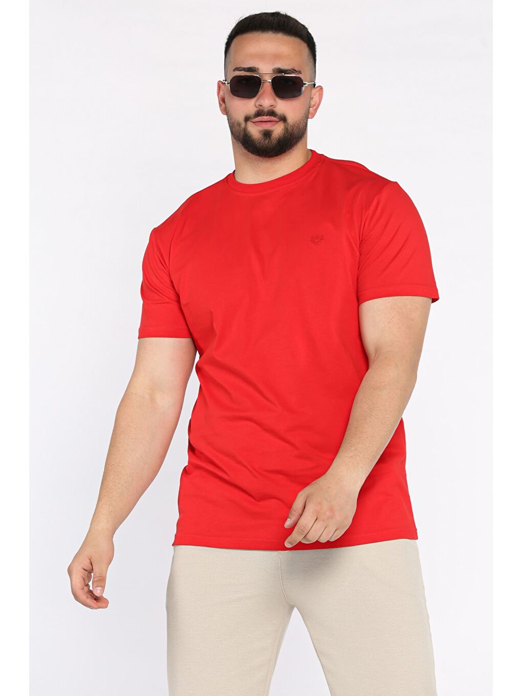 Kırmızı Bisiklet Yaka Nakışlı Erkek Tişört