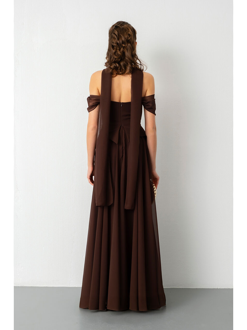 Kadın Kahverengi Şal Yaka Straplez Söz Nişan Abiye Elbise-5