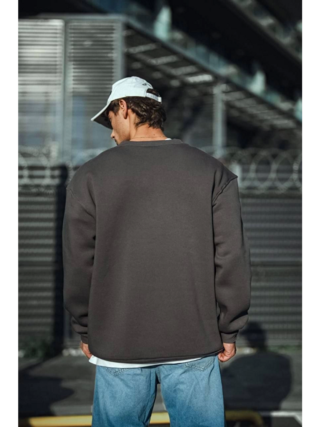 Kışlık Bisiklet Yaka Üç İplik Basic Sweatshirt - Antrasit-2