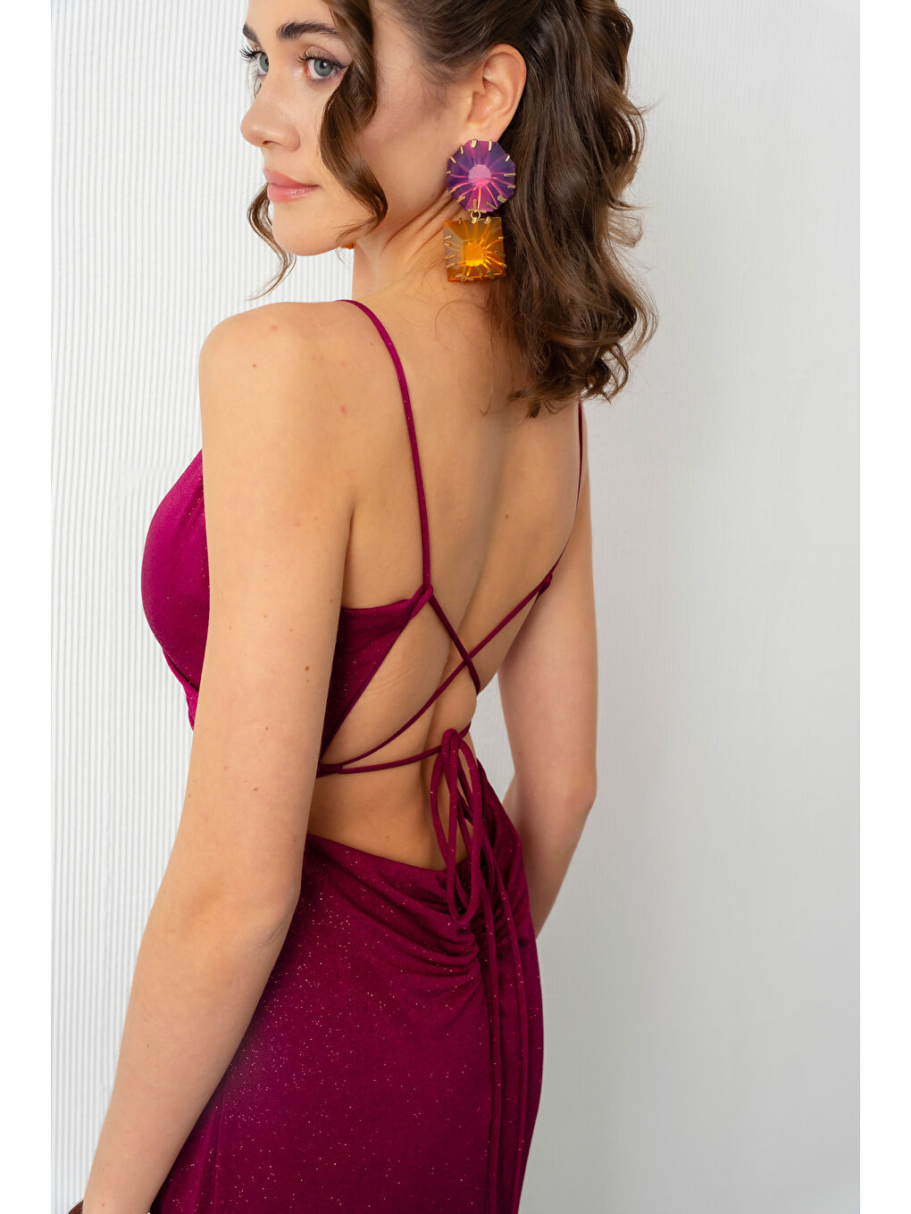 Kadın Fuşya Sırt Dekolteli Simli Uzun Abiye Elbise-4