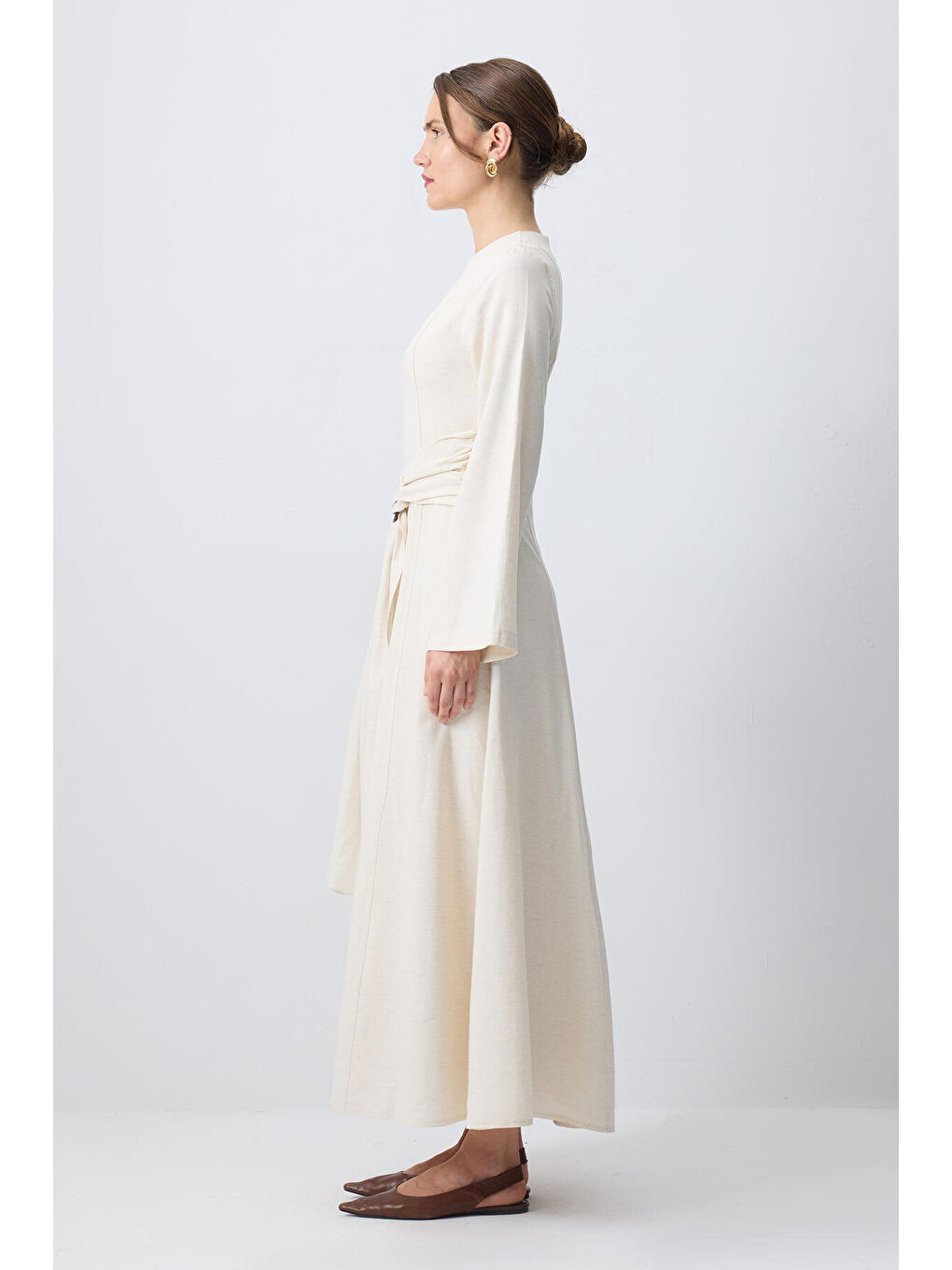 Bej Doğal Dokulu Kemer Detaylı Elbise-2