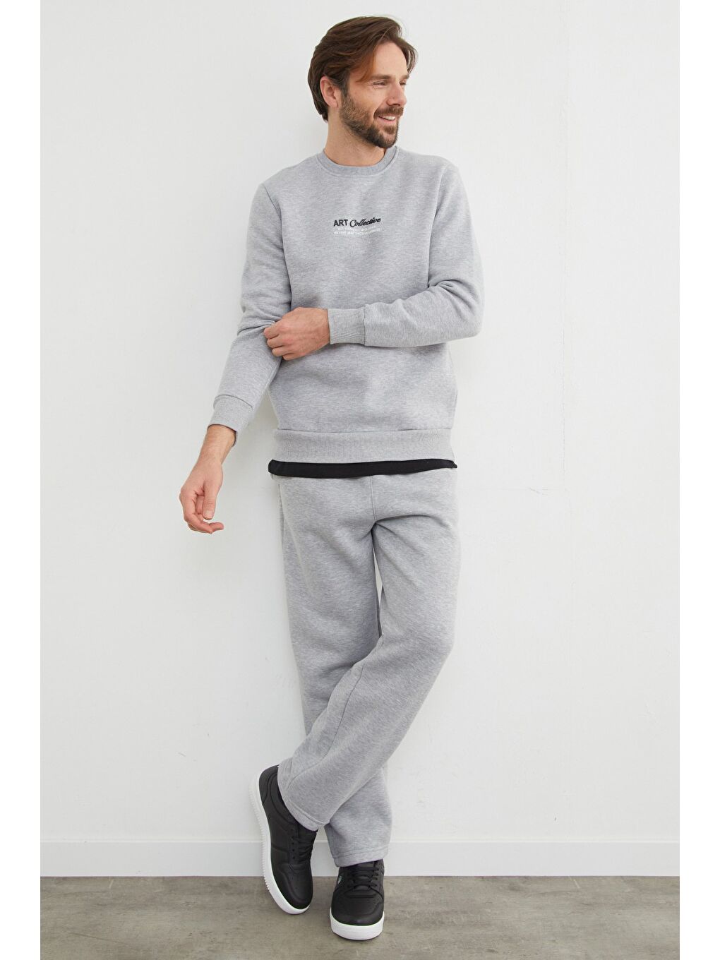 Gri 3 İplik Art Collective Kabartma Baskılı Büyük Beden Sweatshirt-3