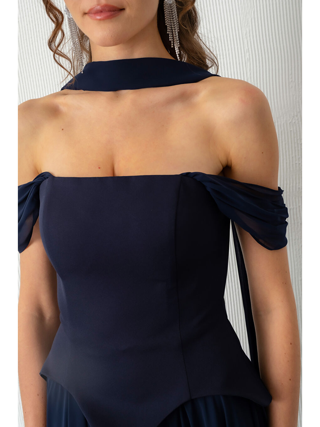 Kadın Lacivert Şal Yaka Straplez Söz Nişan Abiye Elbise-3