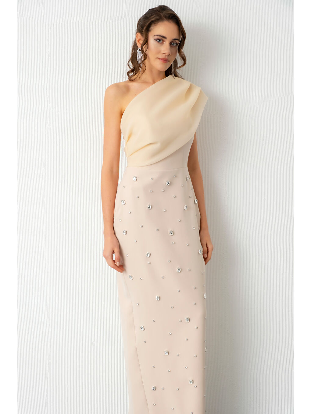 Kadın Bej Tek Omuz Taşlı Söz Nişan Nikah Abiye Elbise-1