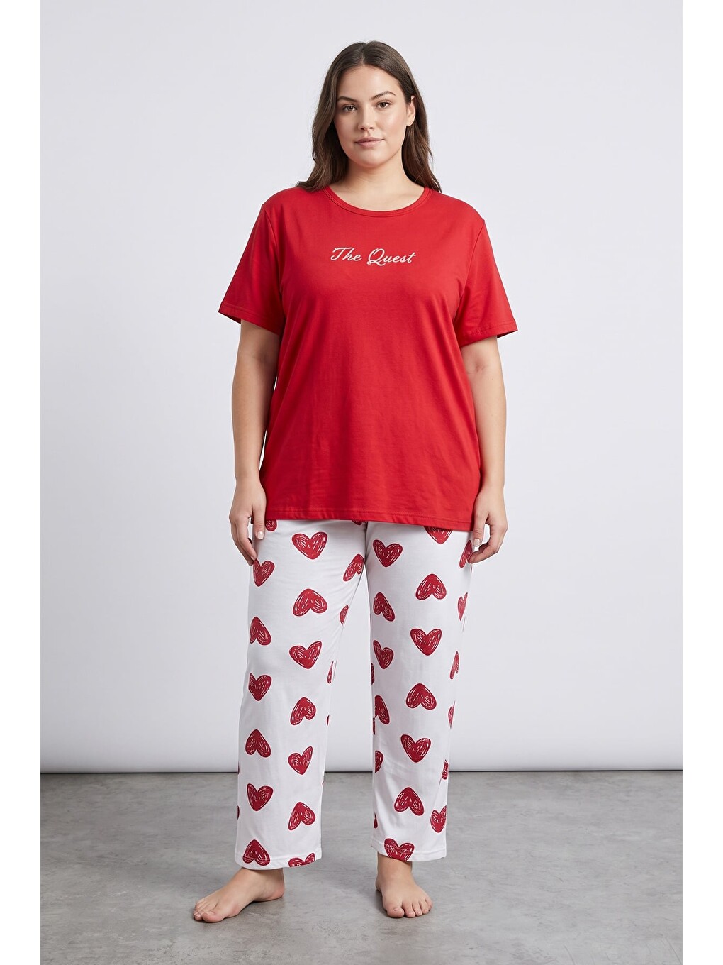 Kırmızı Kalp Desenli Büyük Beden Kısa Kol Pijama Takımı-1