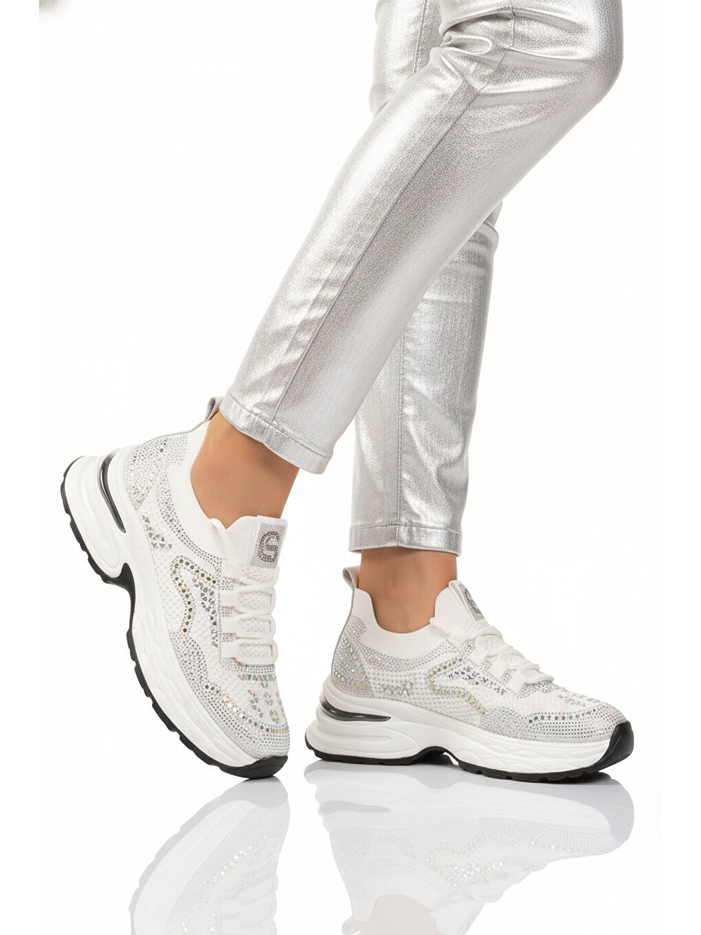 Beyaz Anorak Hafif Taşlı Kadın Casual Ayakkabı 26Y303 G-1