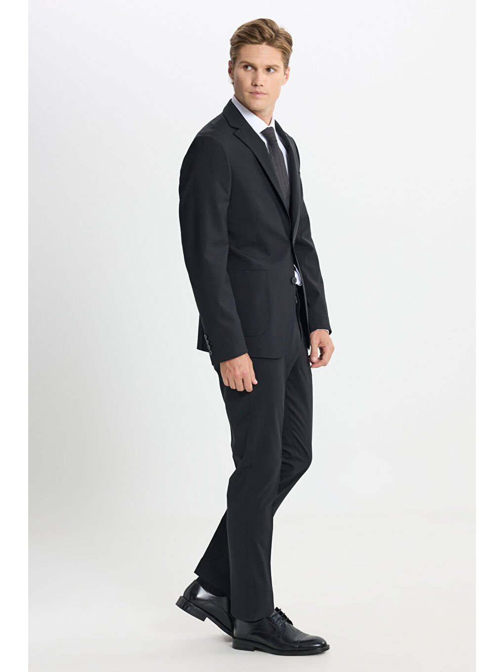 Erkek Siyah Yünlü Slim Fit Mono Yaka Torba Cepli Esnek Takım Elbise-3