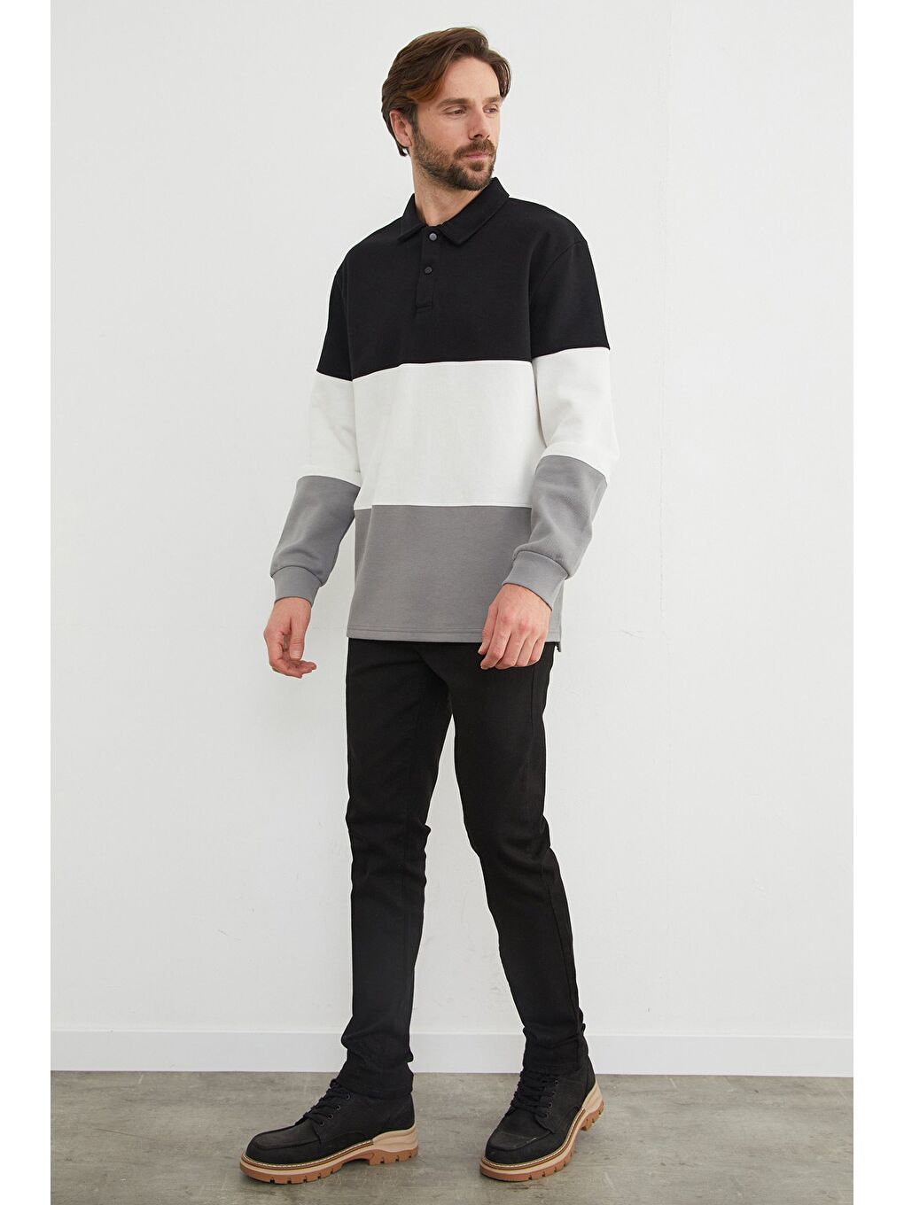 Siyah Renk Bloklu Polo Yaka Yarım Düğmeli Pike Sweatshirt-2