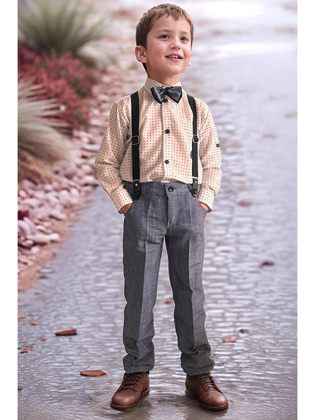 Erkek Bebek Desenli Gömlek, Papyon ve Askılı Mavi Pantolon Alt Üst Takım-3