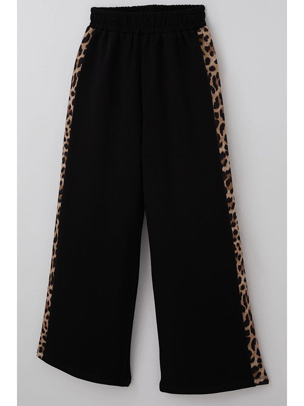 Kız Çocuk Eşofman Takımı Yazı Nakışlı Kenarları Leopar Desenli Siyah (9-14 Yaş)-7