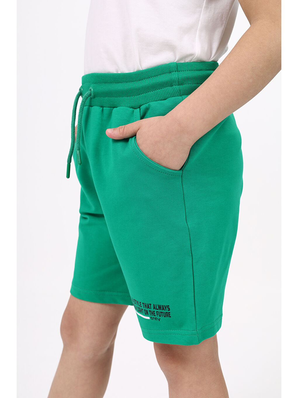 Yeşil Erkek Çocuk Baskılı Şort-1