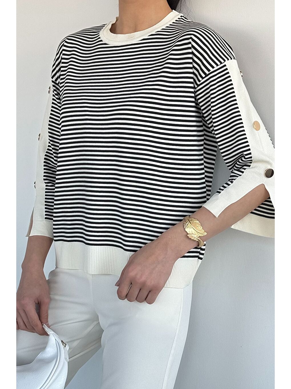 Ekru Kadın Çizgili Triko Bluz